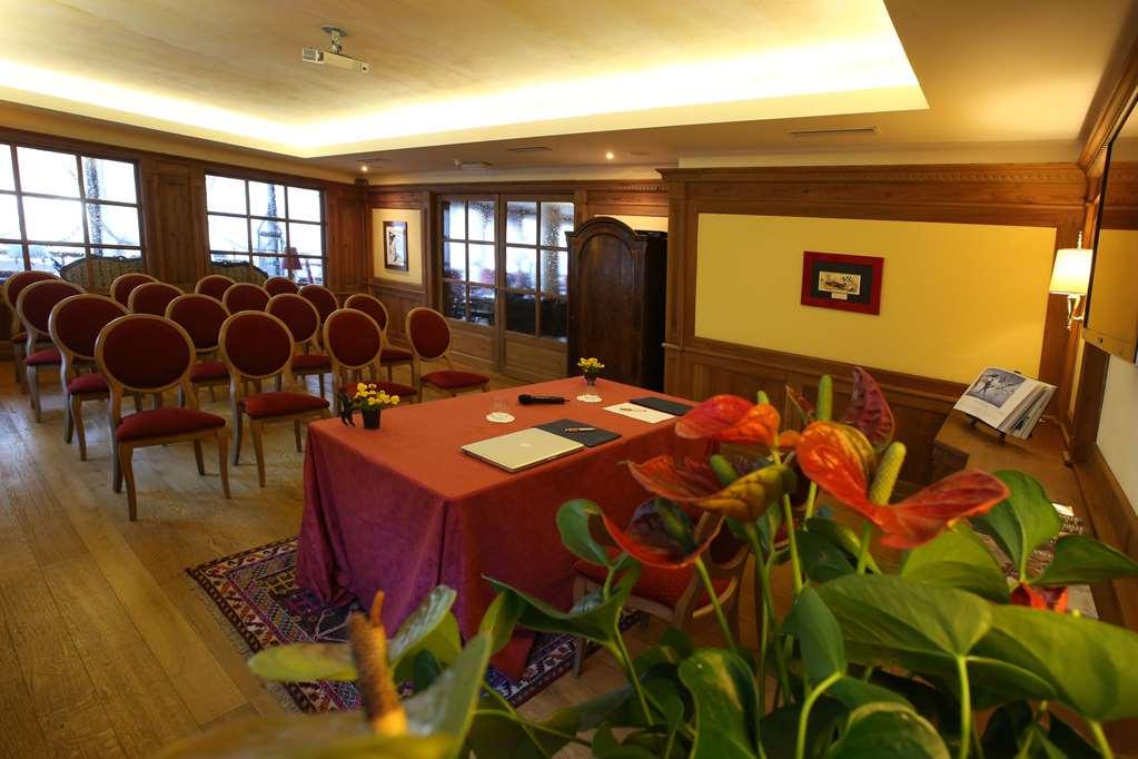 Alpen Suite Hotel Madonna Udogodnienia zdjęcie