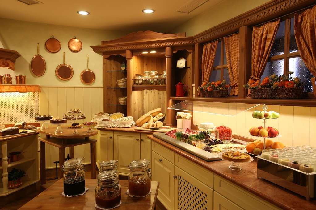 Alpen Suite Hotel Madonna Restauracja zdjęcie