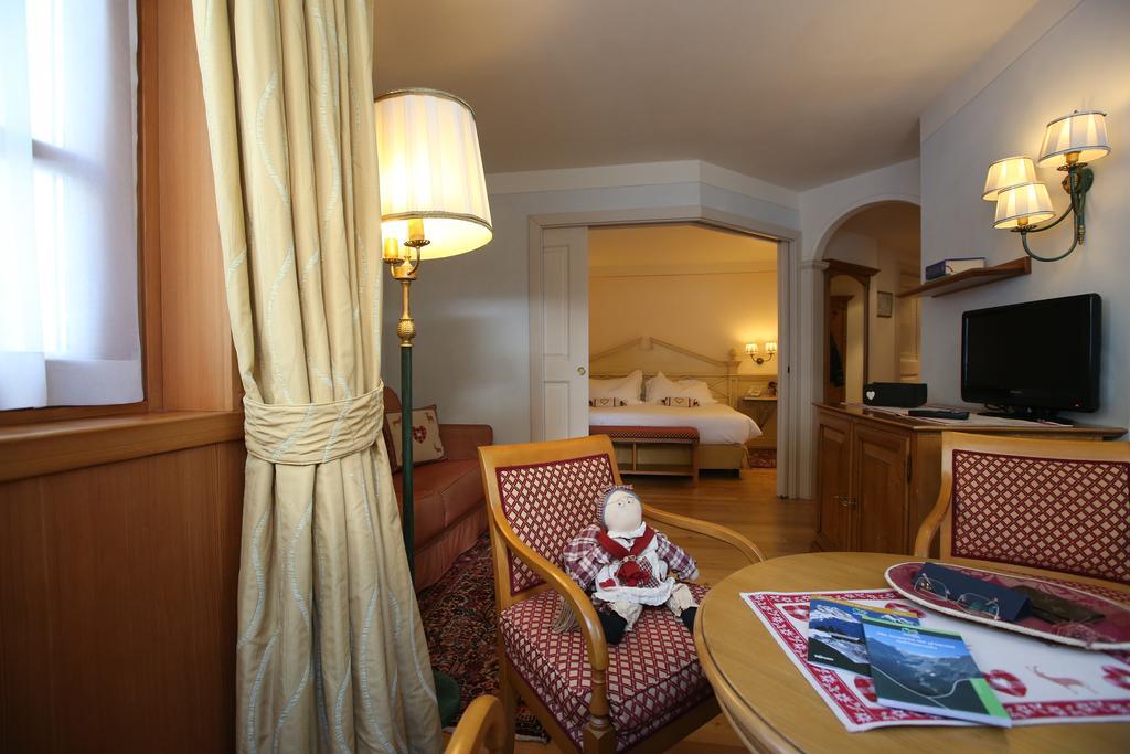 Alpen Suite Hotel Madonna Zewnętrze zdjęcie