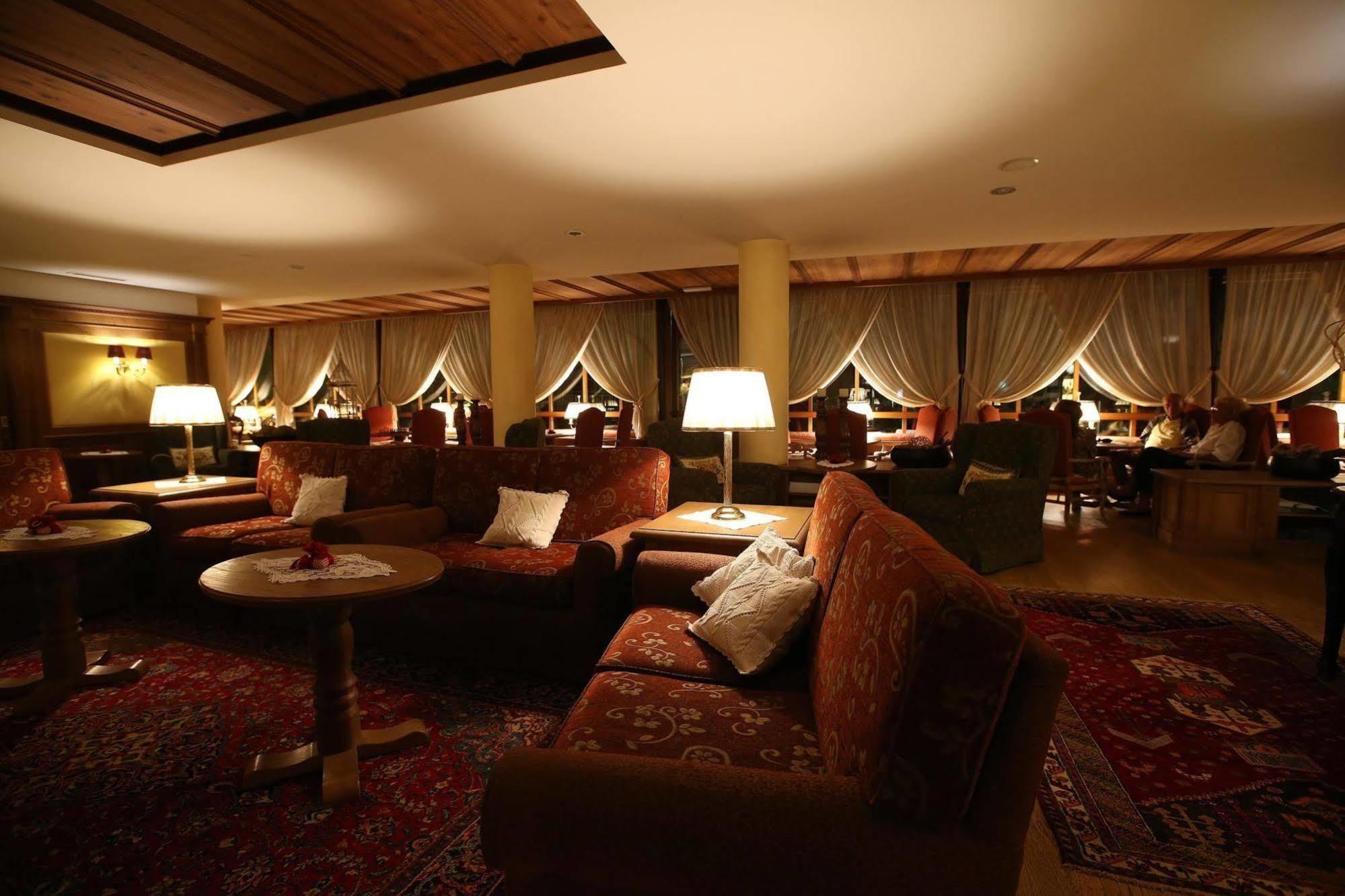 Alpen Suite Hotel Madonna Zewnętrze zdjęcie