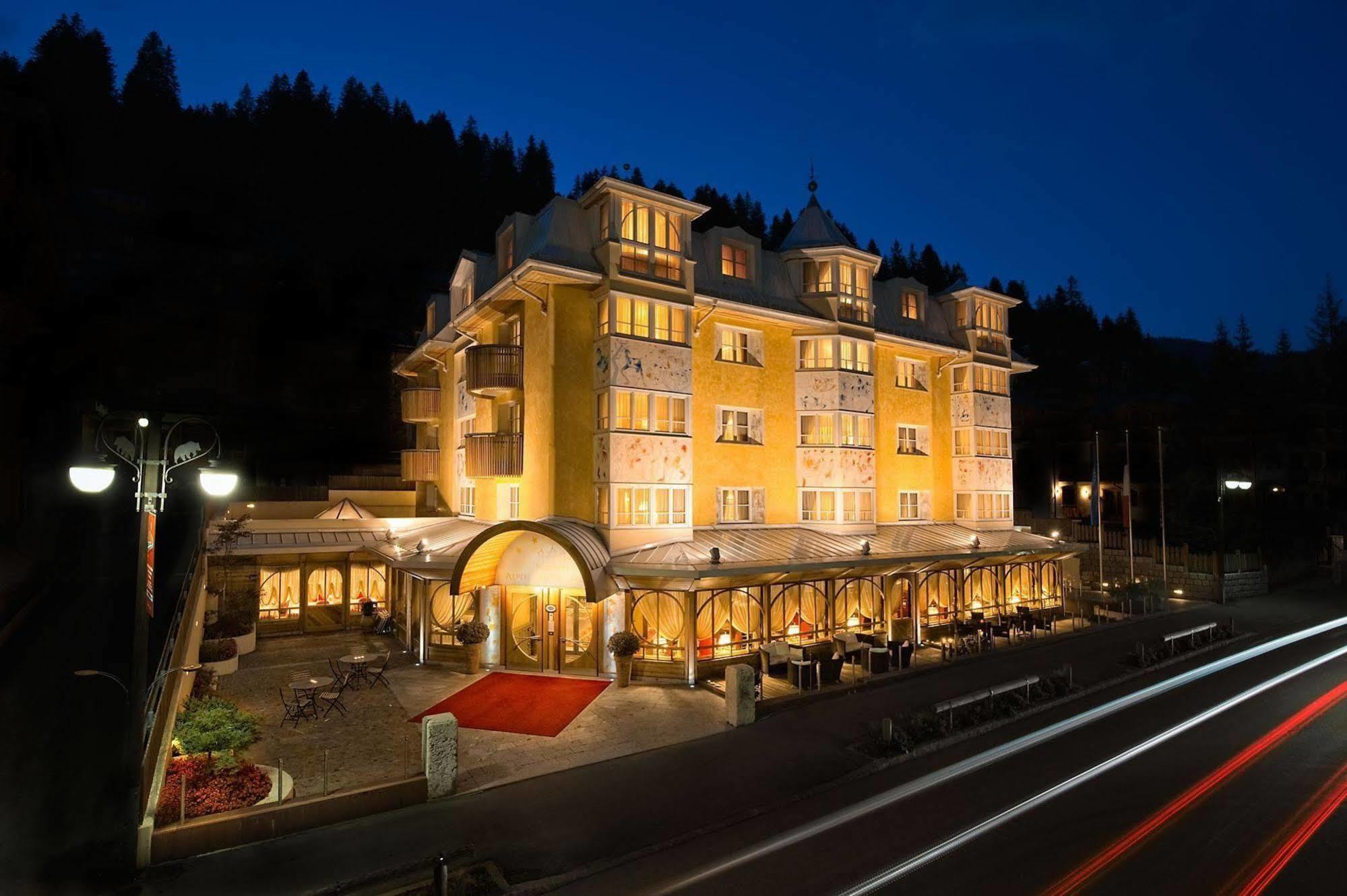 Alpen Suite Hotel Madonna Zewnętrze zdjęcie
